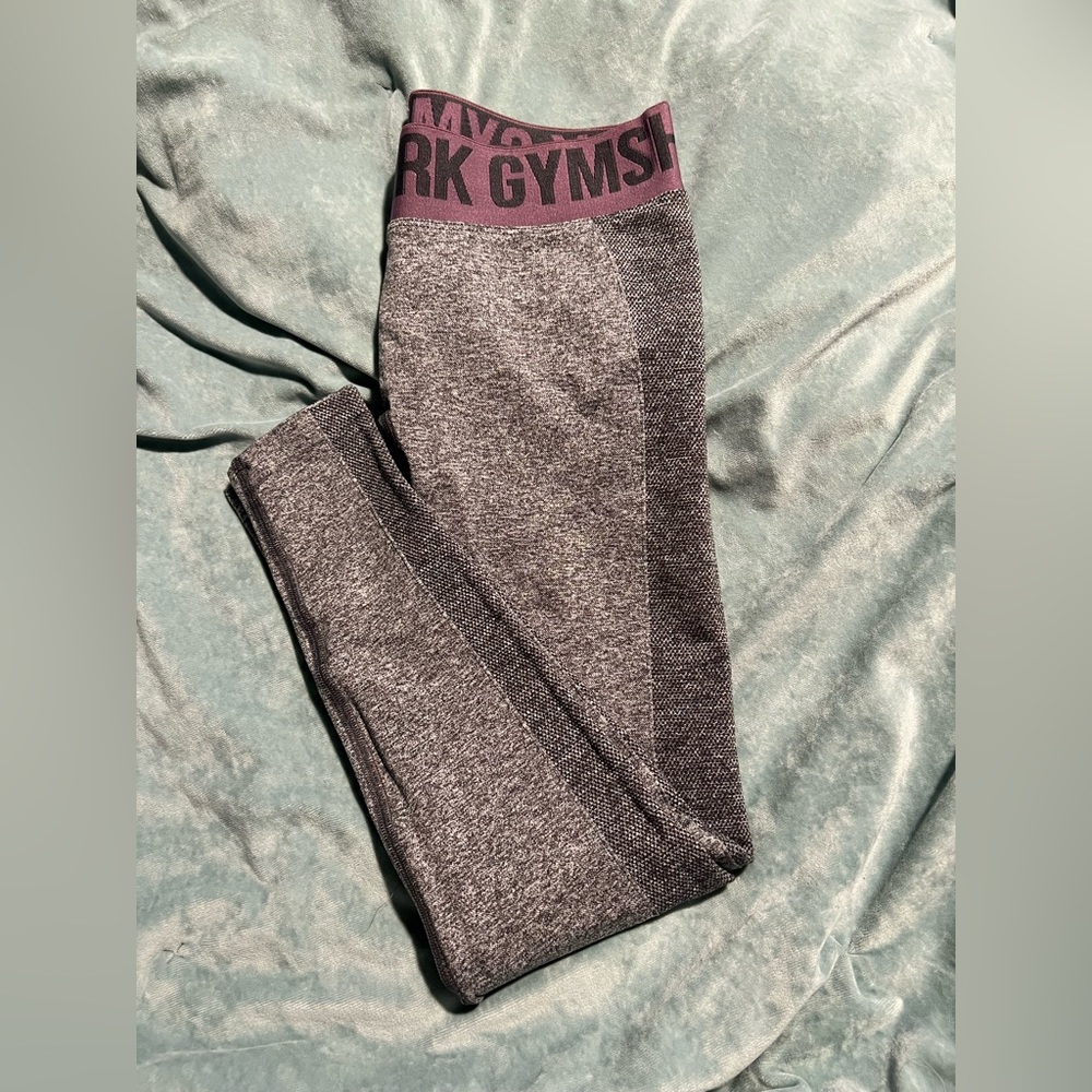 Gymshark Flex Lowrise Leggings NWT Size Small